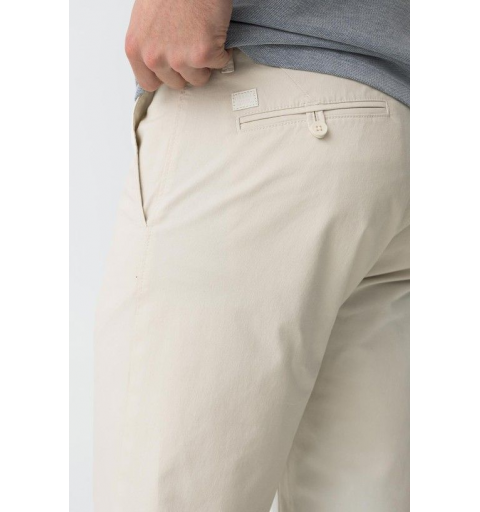 Tiffosi hombre chino short slim_35 blanco roto